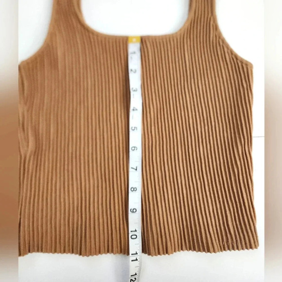 Forever 21 Women's Sandy Brown Ribbed Crop Straight Cut Neck Top Tank, sz MD - Picture 6 of 10